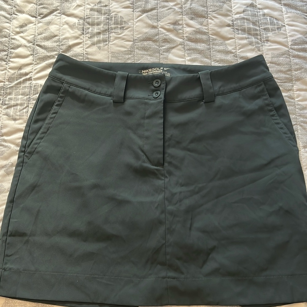 Nike golf tour performance dri-fit skort